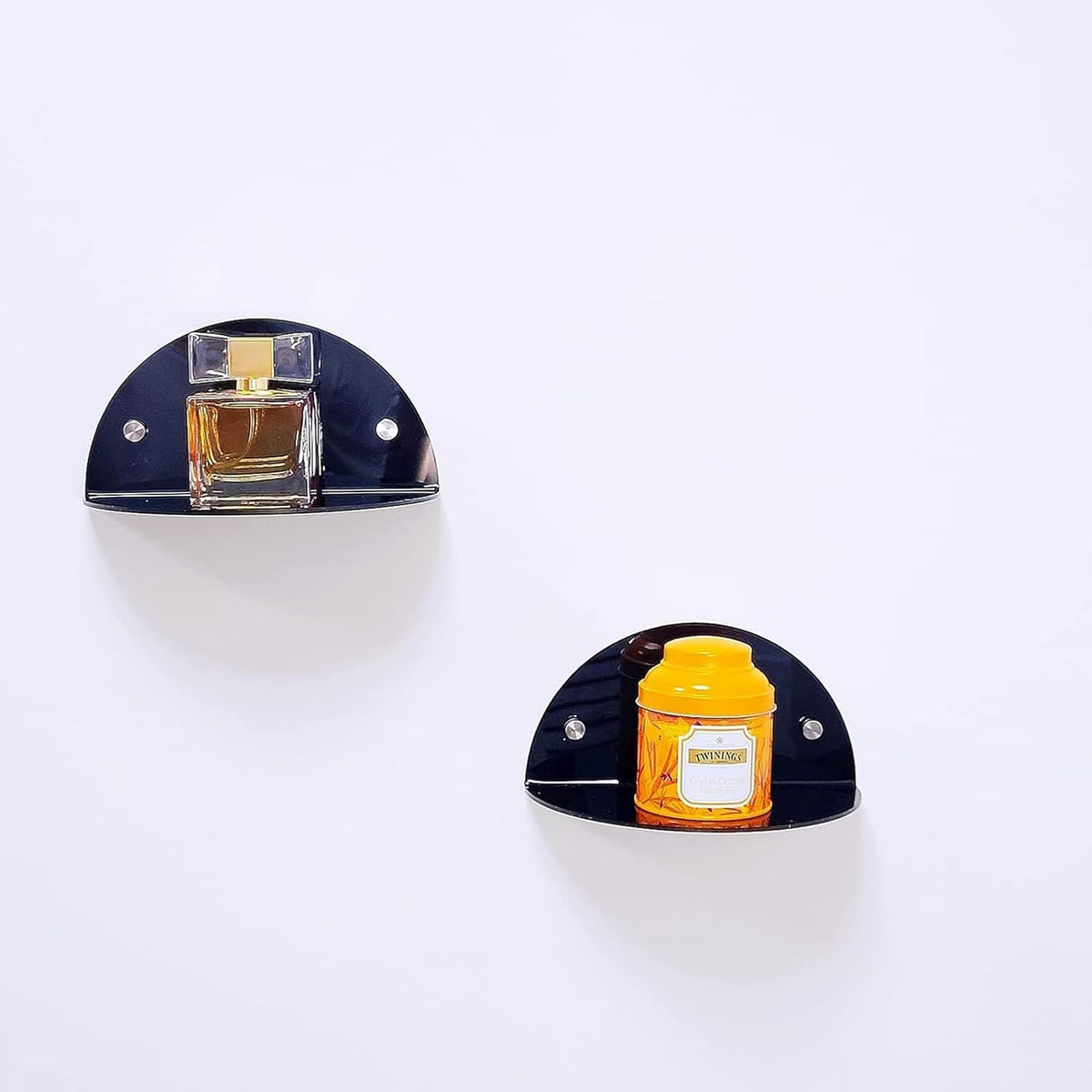Perfume, candles and keepsakes